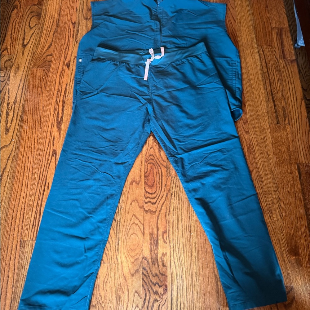 Teal FIGS SCRUBS with Pink Drawstring